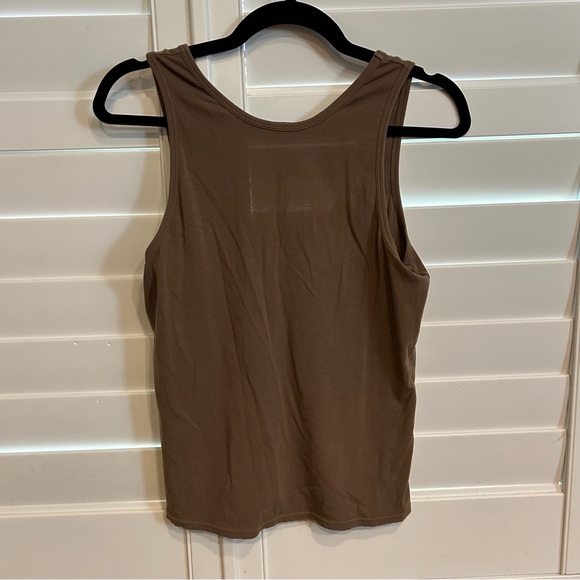 Richer Poorer Scoop Back Tank Top Brown Camel Size Medium - Picture 3 of 5